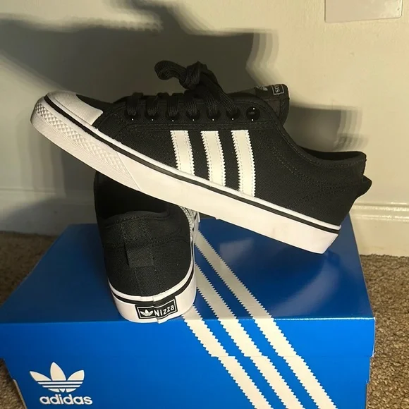 Adidas Nizza Black and White Sneakers Classic Design